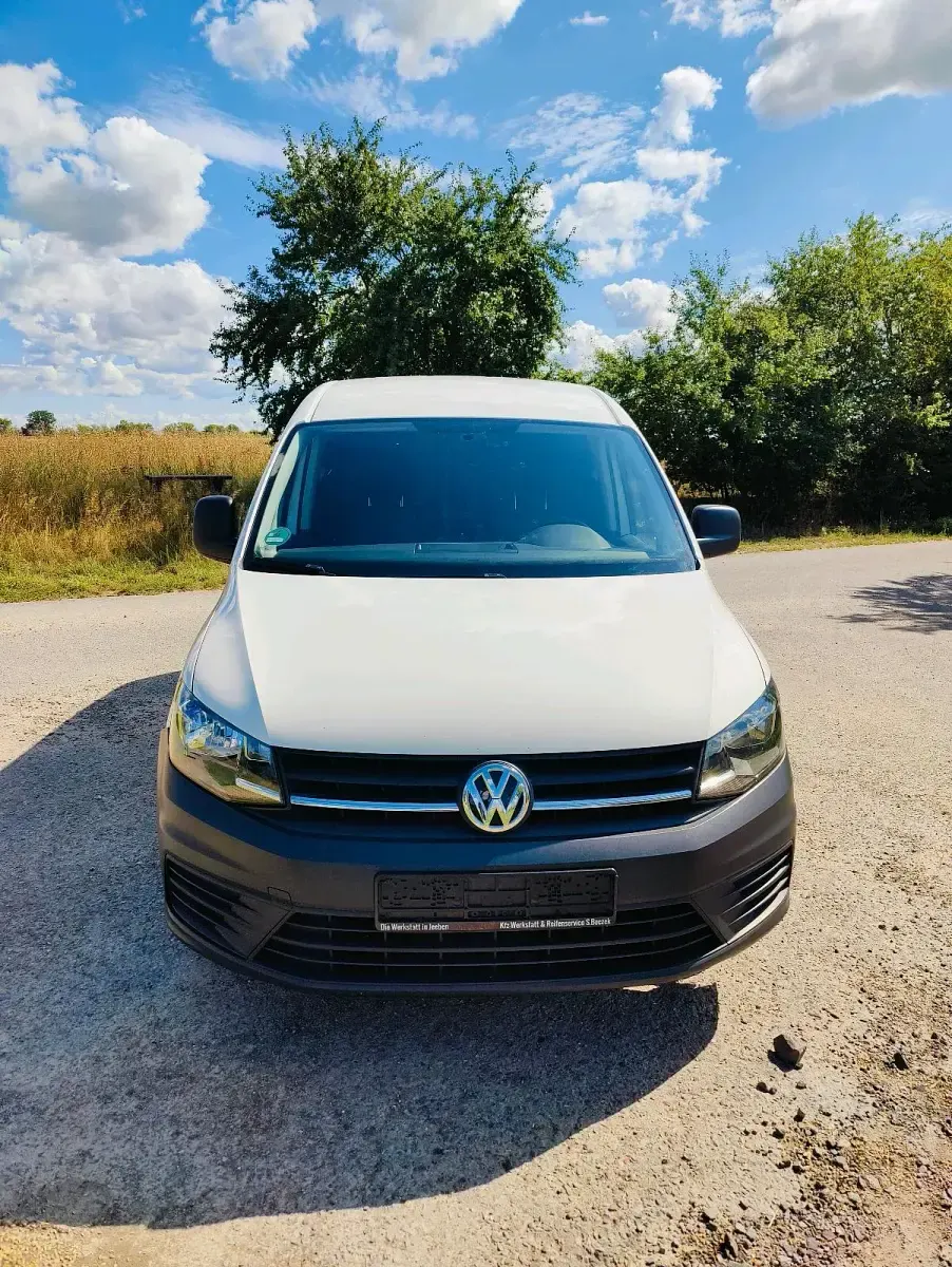 Gebraucht VW Caddy Maxi 102 PS (75 kW) 2019 Weiß Van / Kleinbus