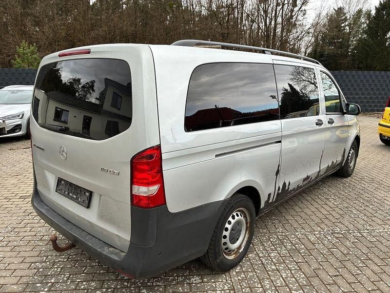 Gebraucht Mercedes Vito 163 PS (119 kW) 2018 Silber Van