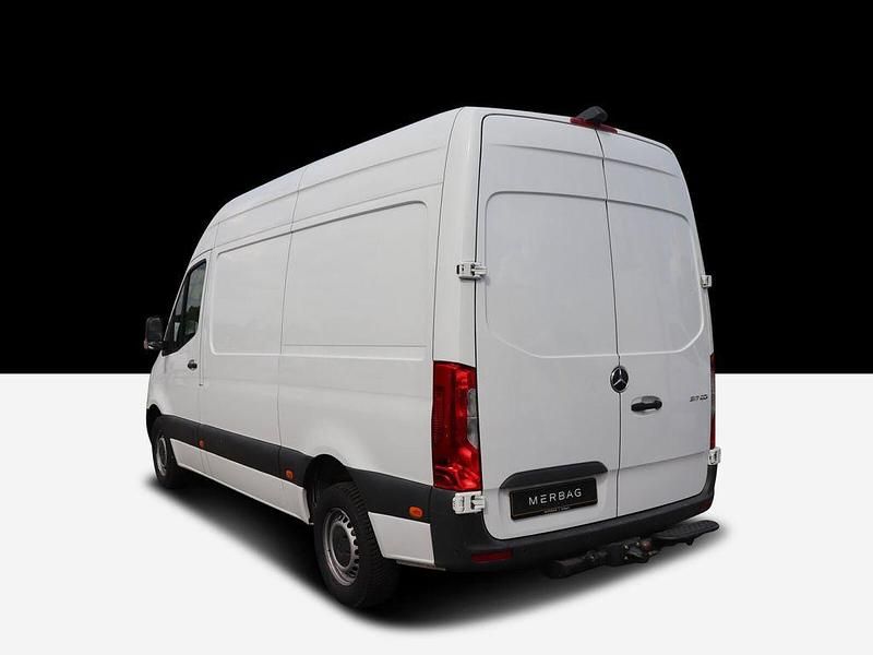 Gebraucht Mercedes Sprinter 170 PS (125 kW) 2023 Weiß Van