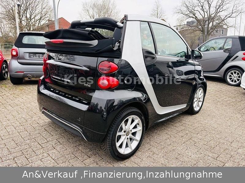 Gebraucht Smart ForTwo Cabrio Passion 71 PS (52 kW) 2013 Schwarz Cabrio