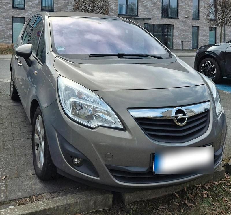 Gebraucht Opel Meriva 120 PS (88 kW) 2012 Grau Van / Kleinbus