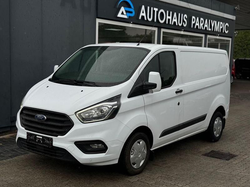 Gebraucht Ford Transit Custom 131 PS (96 kW) 2019 Weiß Van / Kleinbus