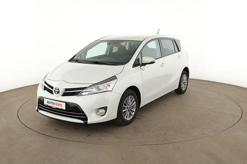 Używany Toyota Verso Edition-S 147 KM (108 kW) 2016 Minivan