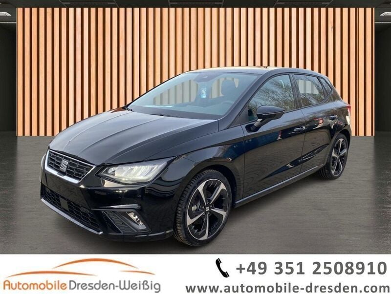 Mitternachtsschwarz Neu 2025 Seat Ibiza FR Limousine | 20.980 € (Superpreis) - Bild 1/4