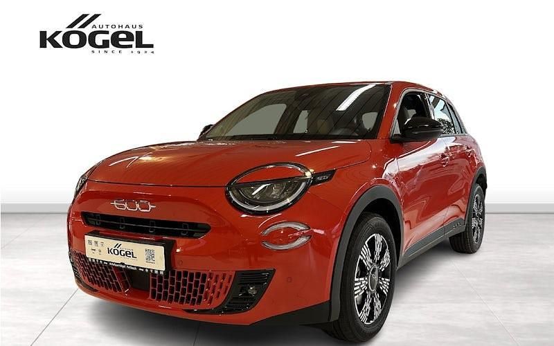 Neu Fiat 600 Icon 145 PS (106 kW) 2025 Orange (soleorange) SUV