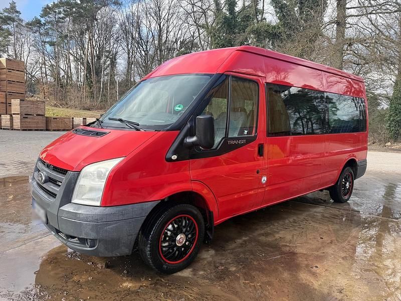 Gebraucht Ford Transit 140 PS (102 kW) 2008 Rot Van / Kleinbus