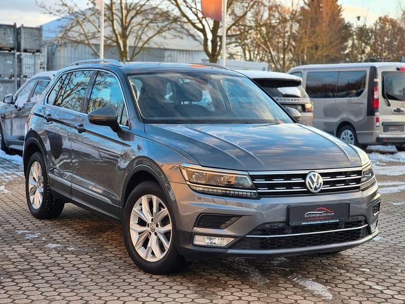 Gebraucht VW Tiguan Highline 150 PS (110 kW) 2016 Grau SUV