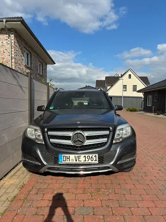 Gebraucht Mercedes GLK200 143 PS (105 kW) 2013 Grau SUV