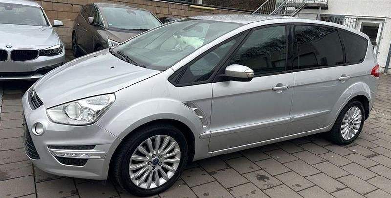 Gebraucht Ford S-MAX Business Edition 140 PS (102 kW) 2015 Silber Van / Kleinbus