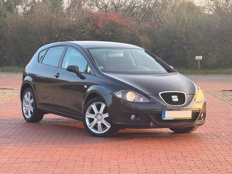 Schwarz Gebraucht 2008 Seat Leon Kleinwagen | 3.699 € (Fairer Preis) - Bild 1/4