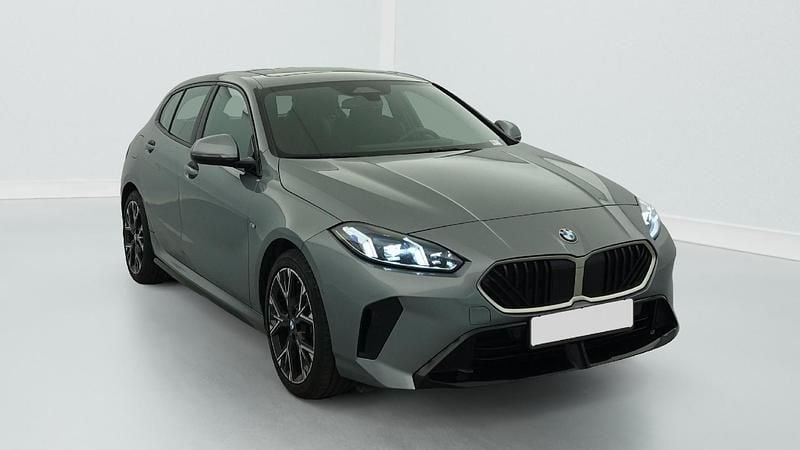 Gebraucht BMW 120 M Sport 163 PS (119 kW) 2025 Skyscraper grau Kleinwagen