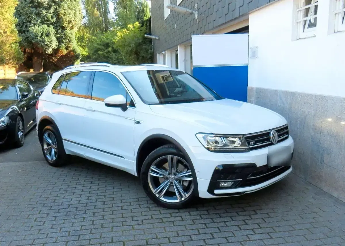 Gebraucht VW Tiguan R-line 190 PS (139 kW) 2020 Weiß SUV