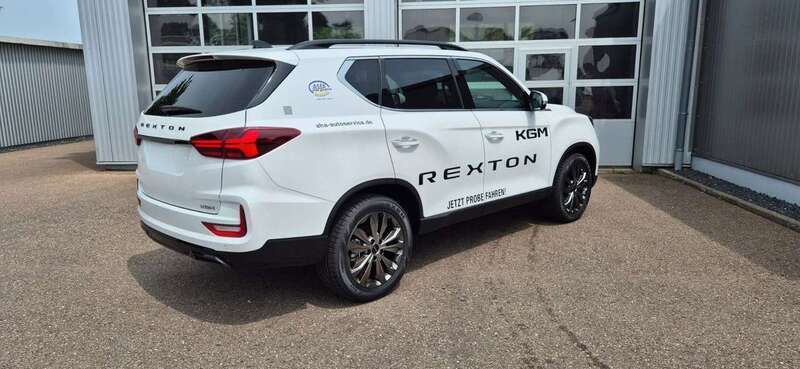 Gebraucht KGM Rexton 201 PS (147 kW) 2025 Silky white pearl SUV