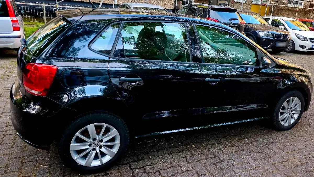 Gebraucht VW Polo 75 PS (55 kW) 2009 Schwarz Kleinwagen