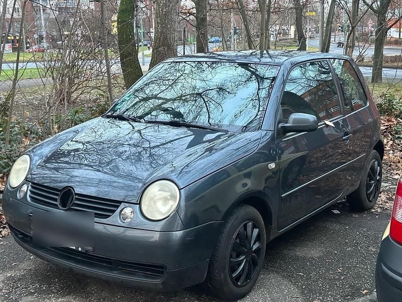 Grau Gebraucht 2003 VW Lupo Kleinwagen | 750 € (Guter Preis) - Bild 1/4