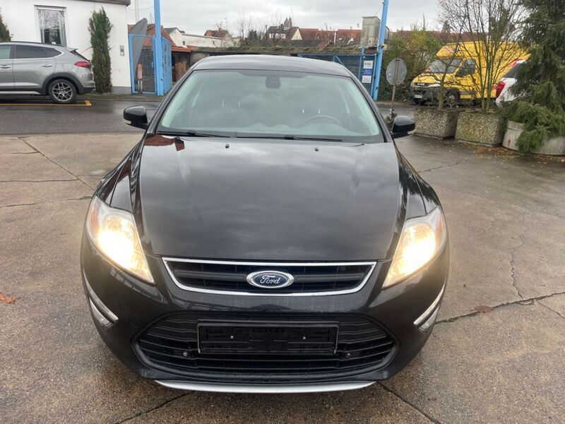 Schwarz Gebraucht 2012 Ford Mondeo Champions Edition Limousine | 4.699 € (Fairer Preis) - Bild 1/4