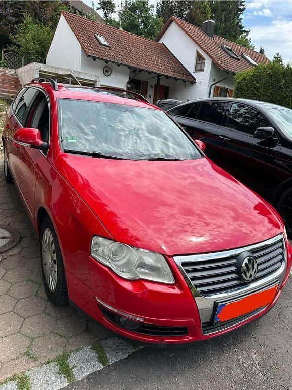 Rot Gebraucht 2006 VW Passat Limousine | 2.500 € (Superpreis) - Bild 1/4