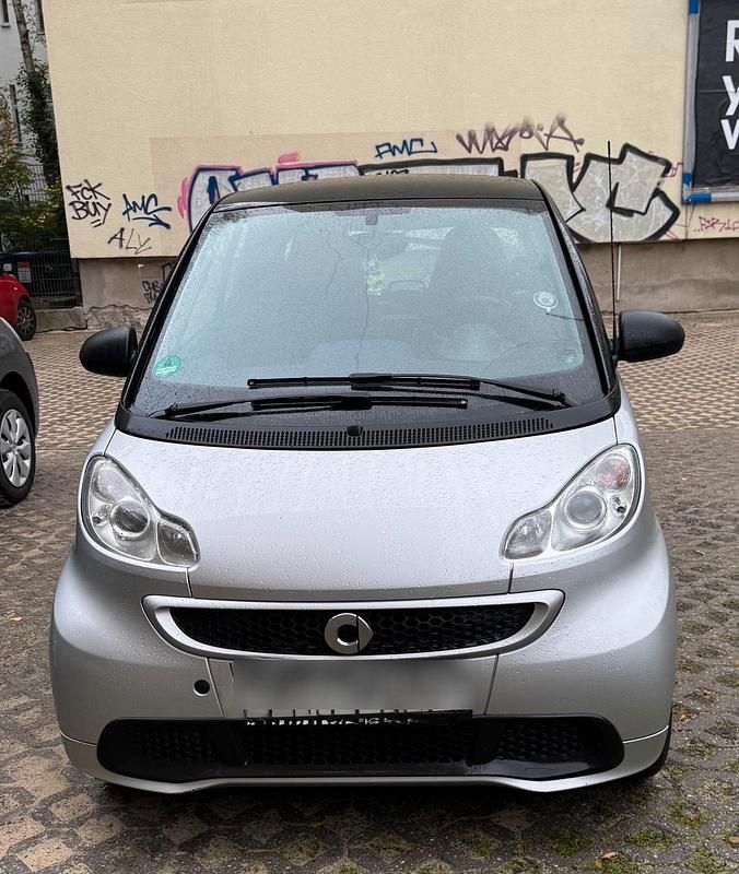 Silber Gebraucht 2014 Smart ForTwo Coupé Kleinwagen | 5.200 € (Fairer Preis) - Bild 1/4