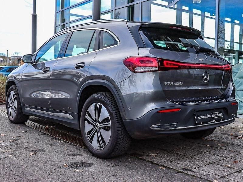 Gebraucht Mercedes EQA250 Advanced 139 kW (190 PS) 2023 Grau SUV