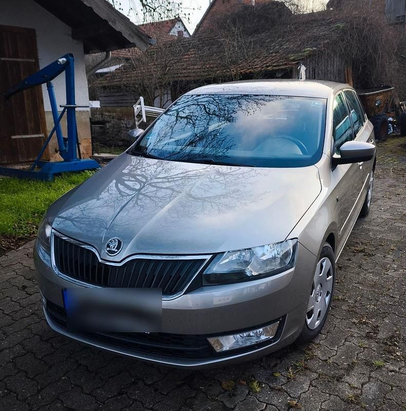 Gebraucht Skoda Rapid Drive 86 PS (63 kW) 2014 Beige Kleinwagen
