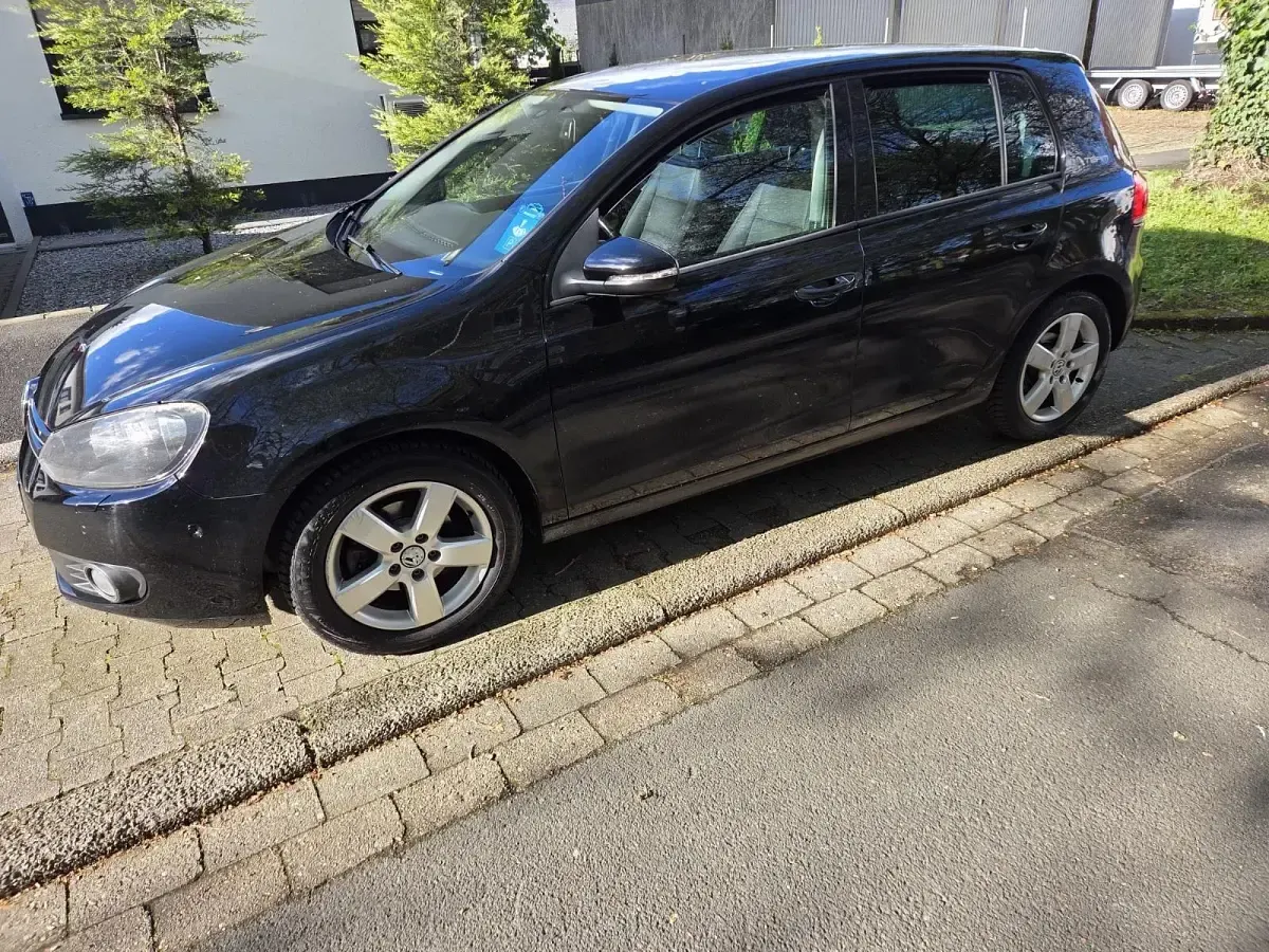 Brugt VW Golf VI Team 80 HK (58 kW) 2011 Sort Hatchback