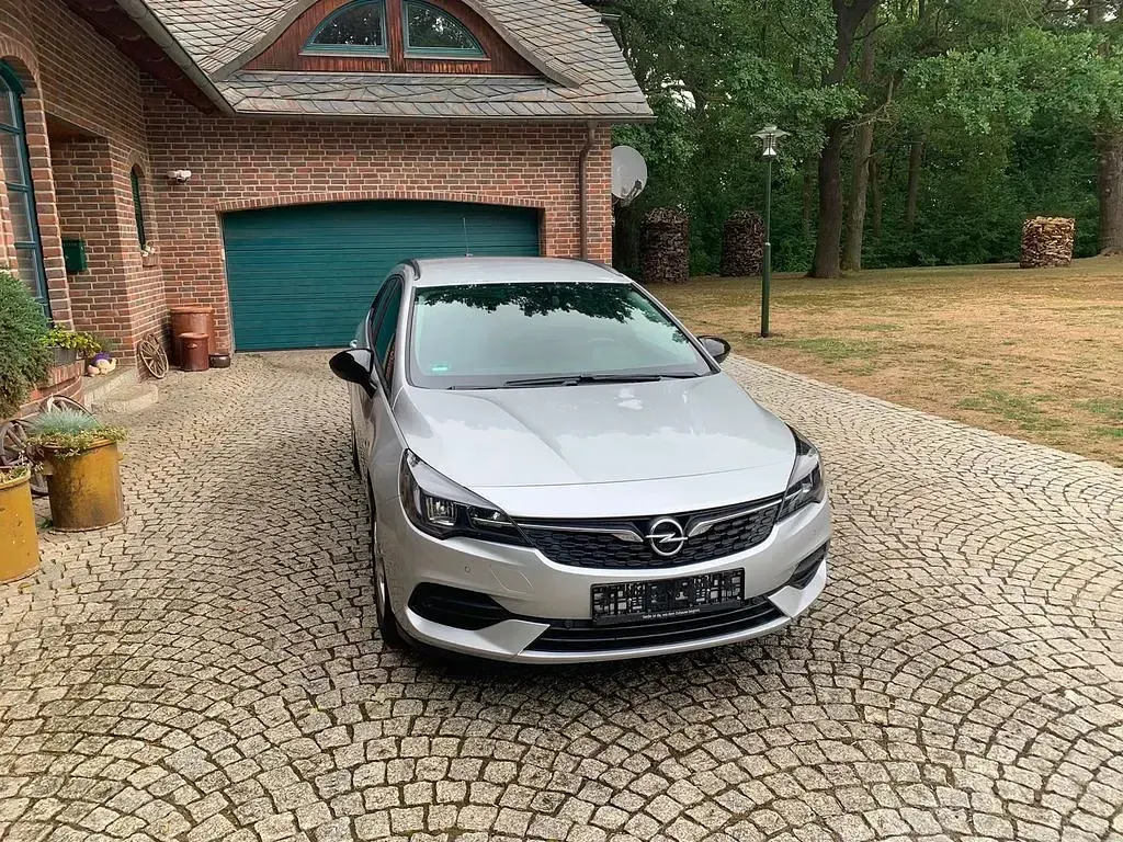 Gebraucht Opel Astra Edition 122 PS (89 kW) 2022 Silber Kleinwagen