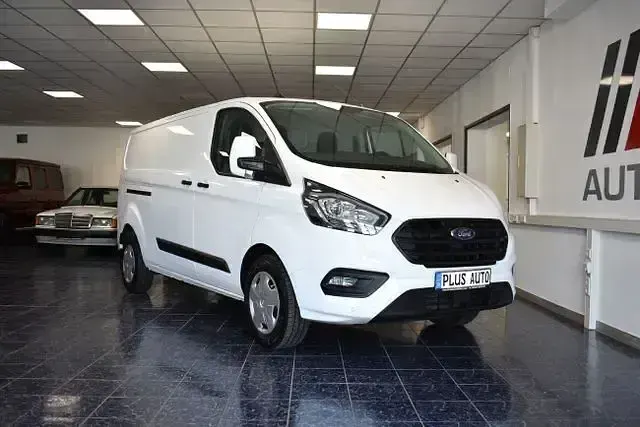 Gebraucht Ford Transit Custom Trend 170 PS (125 kW) 2021 Weiß Limousine