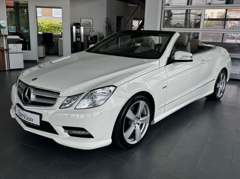 Usata Mercedes E250 AMG 204 CV (150 kW) 2012 Bianco Cabrio