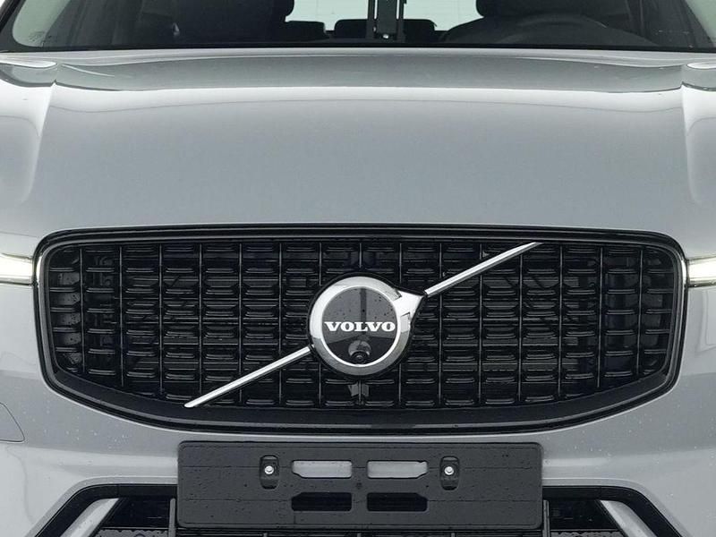 Gebraucht Volvo XC60 Plus 250 PS (183 kW) 2025 Grau SUV