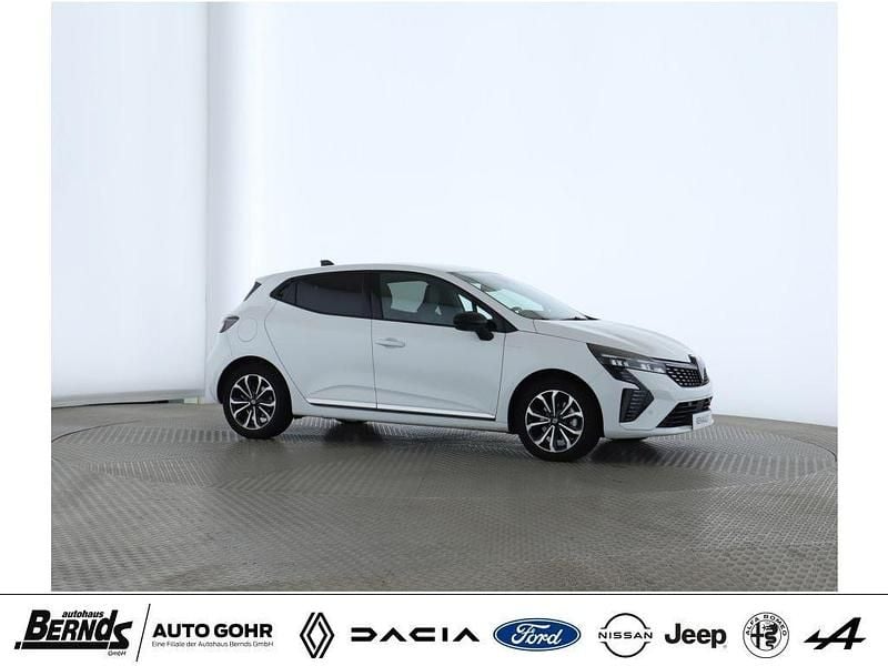 Gebraucht Renault Clio V Techno 143 PS (105 kW) 2025 Arktisweiß (369) Kleinwagen