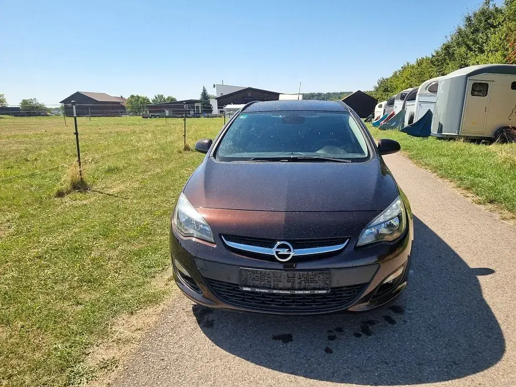Gebraucht Opel Astra Style 116 PS (85 kW) 2015 Braun Kombi