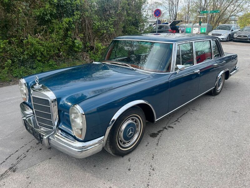 Blau Gebraucht 1973 Mercedes 600 Limousine | 107.000 € - Bild 1/4