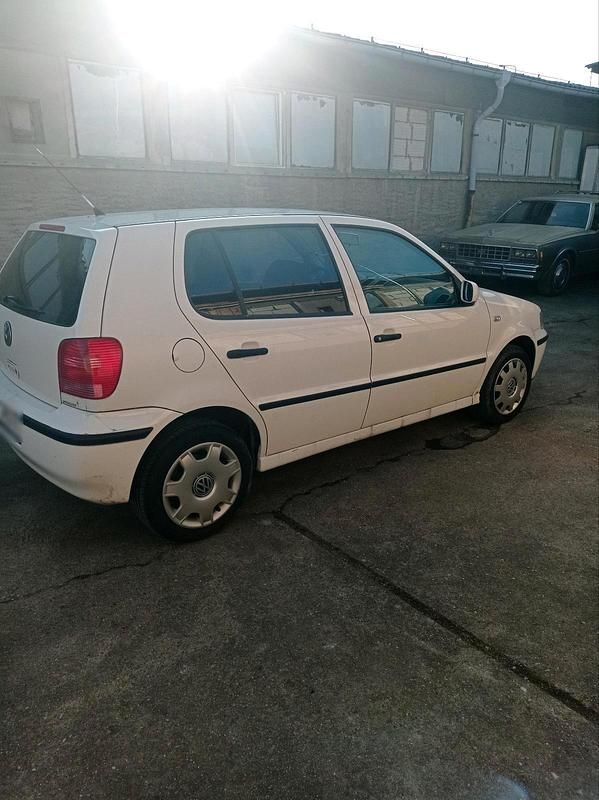 Gebraucht VW Polo 60 PS (44 kW) 2000 Weiß Kleinwagen