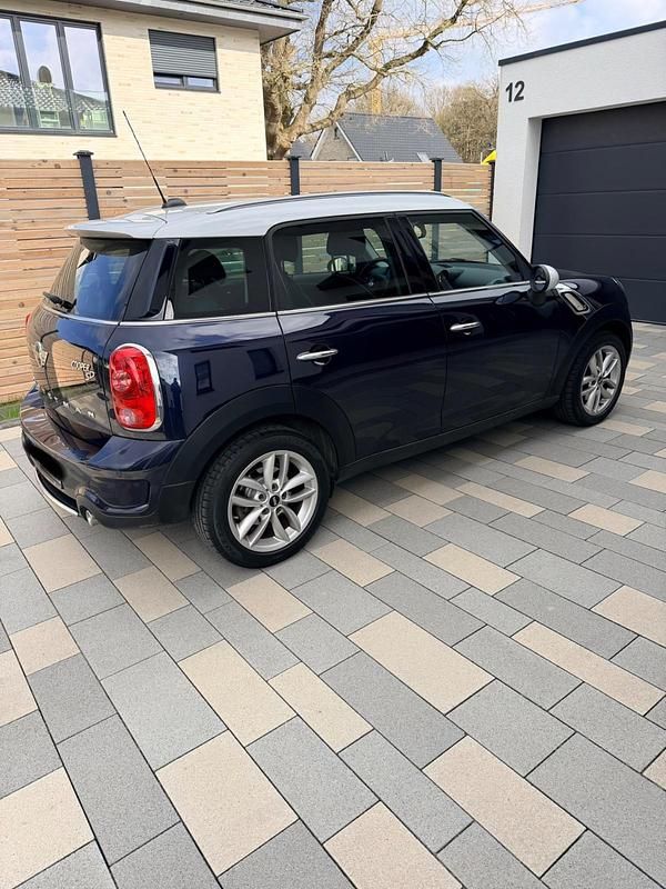 Usado Mini Cooper SD 143 HP (105 kW) 2014 Azul Citadino