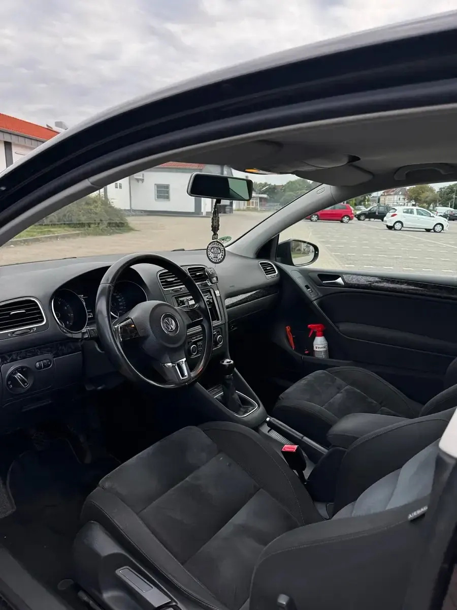 Gebraucht VW Golf VI 122 PS (89 kW) 2009 Schwarz Kleinwagen