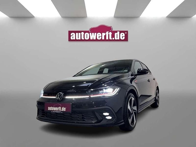 Deep black perleffekt metallic Gebraucht 2024 VW Polo GTI Kleinwagen | 24.990 € (Guter Preis) - Bild 1/4