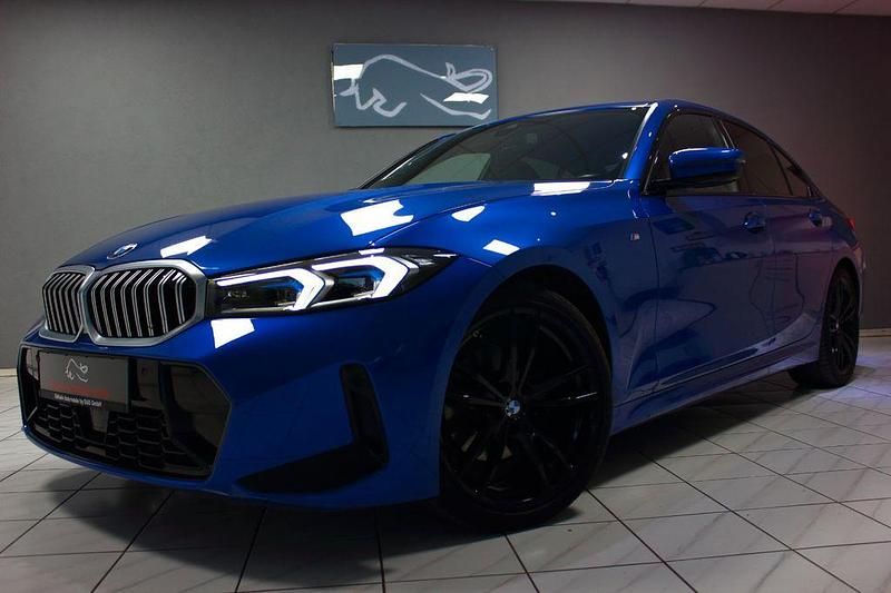 Gebraucht BMW 320 M Sport 190 PS (139 kW) 2022 M portimao blau met Limousine