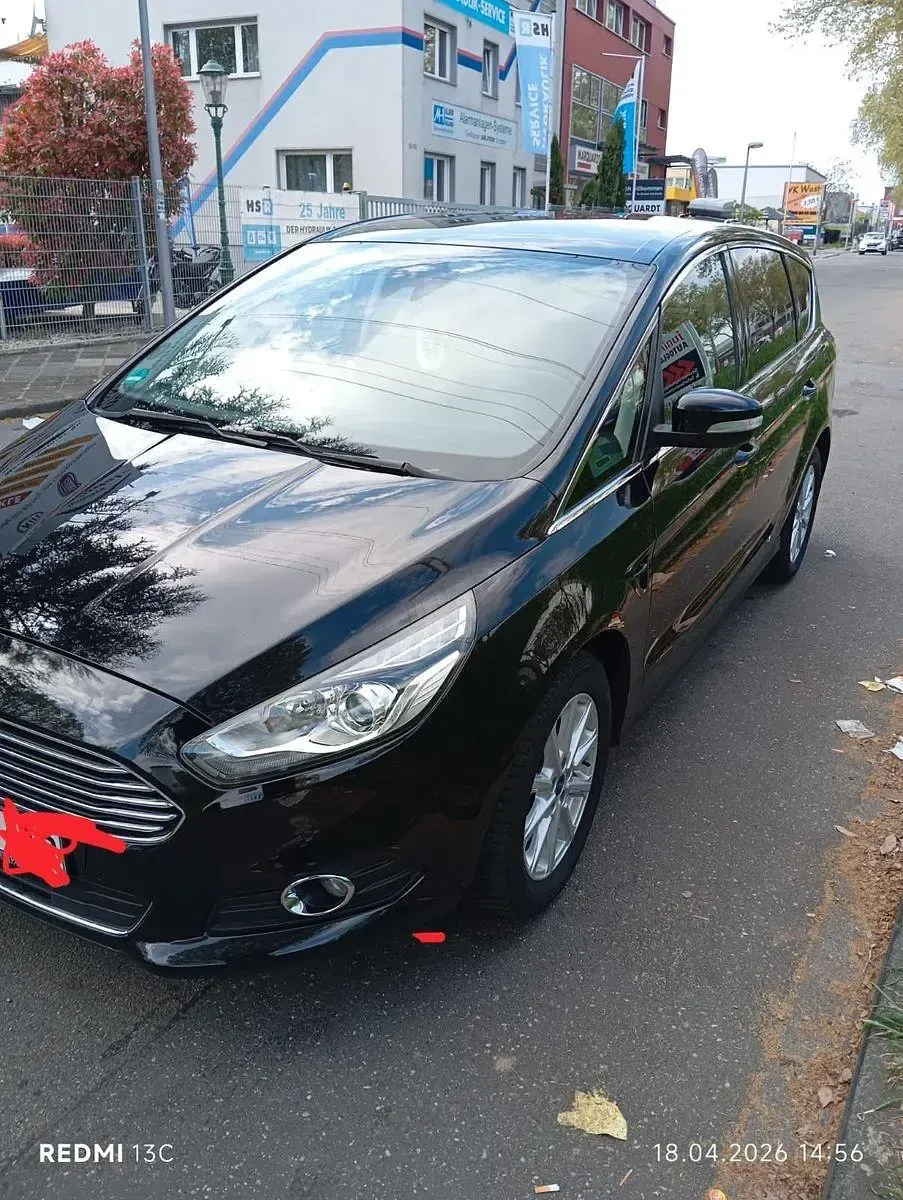 Gebraucht Ford S-MAX Titanium 160 PS (117 kW) 2018 Schwarz Van / Kleinbus