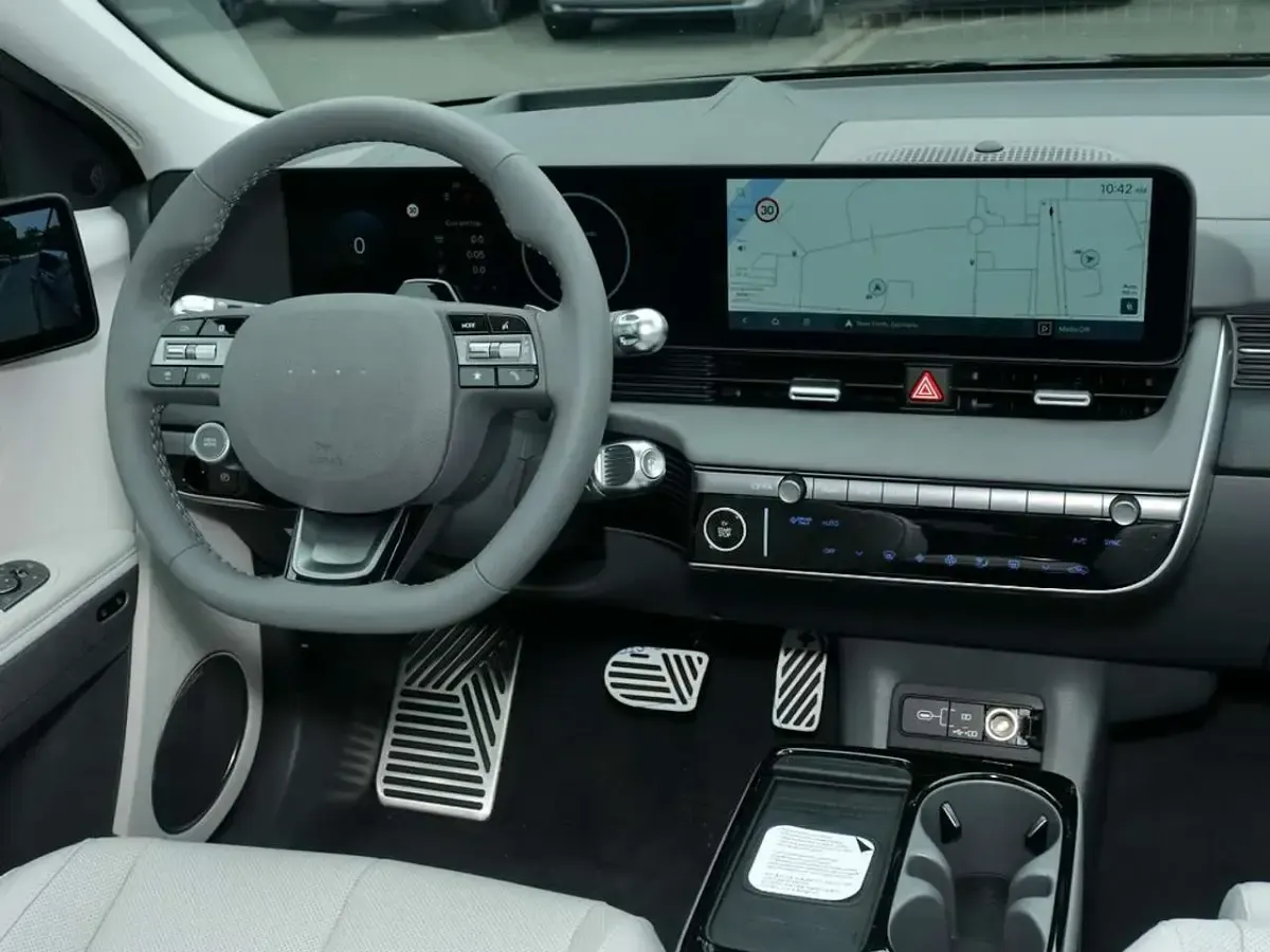 Neu Hyundai Ioniq 5 239 kW (325 PS) 2026 Schwarz SUV