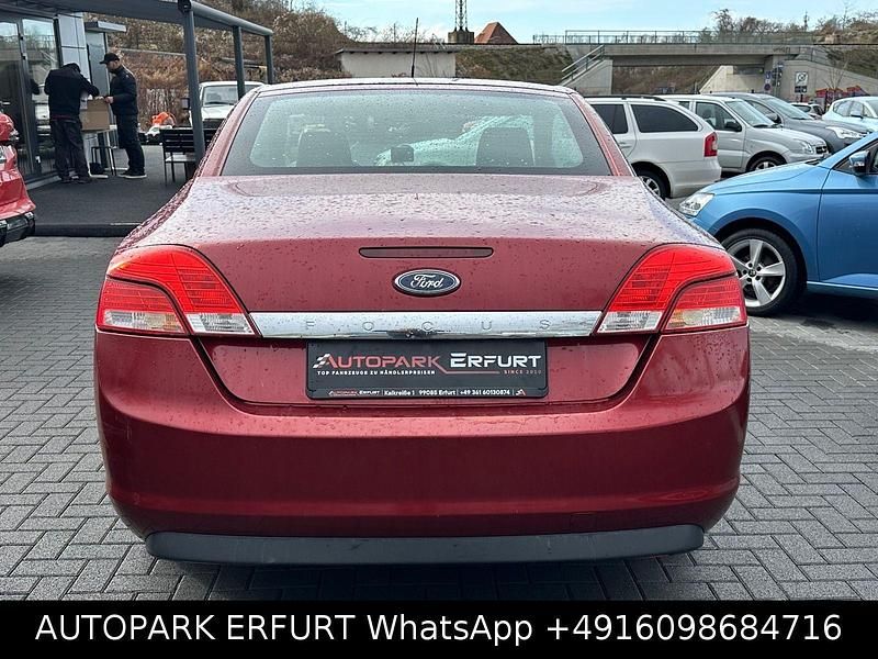 Gebraucht Ford Focus Cabriolet 101 PS (74 kW) 2007 Rot Cabrio