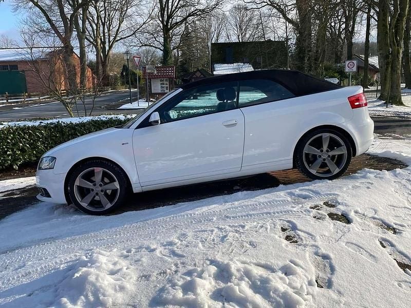 Gebraucht Audi A3 Cabriolet S-Line 140 PS (102 kW) 2012 Ibisweiß Cabrio