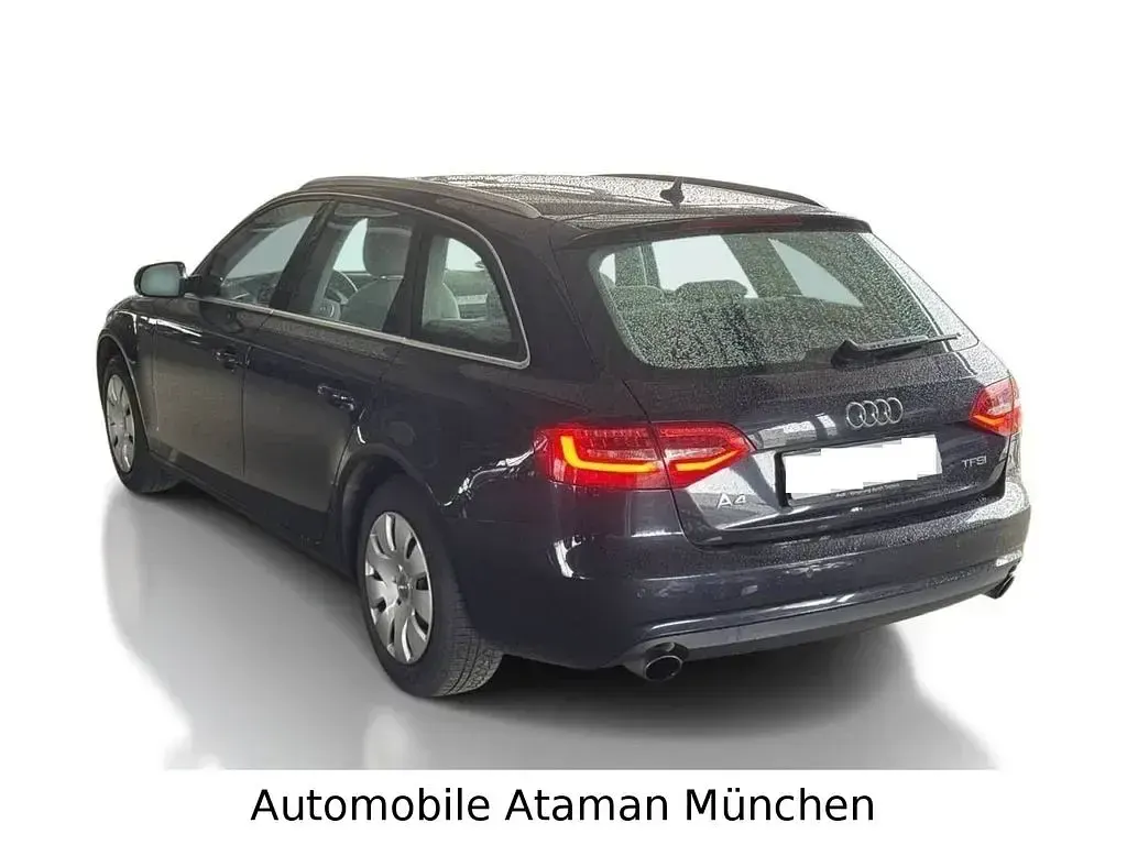 Gebraucht Audi A4 Ambiente 170 PS (125 kW) 2015 Blau Kombi