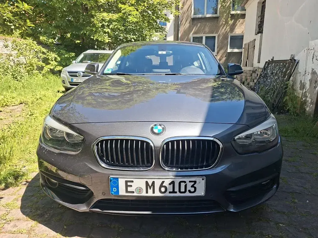 Gebraucht BMW 118 Advantage 136 PS (100 kW) 2016 Grau Kleinwagen