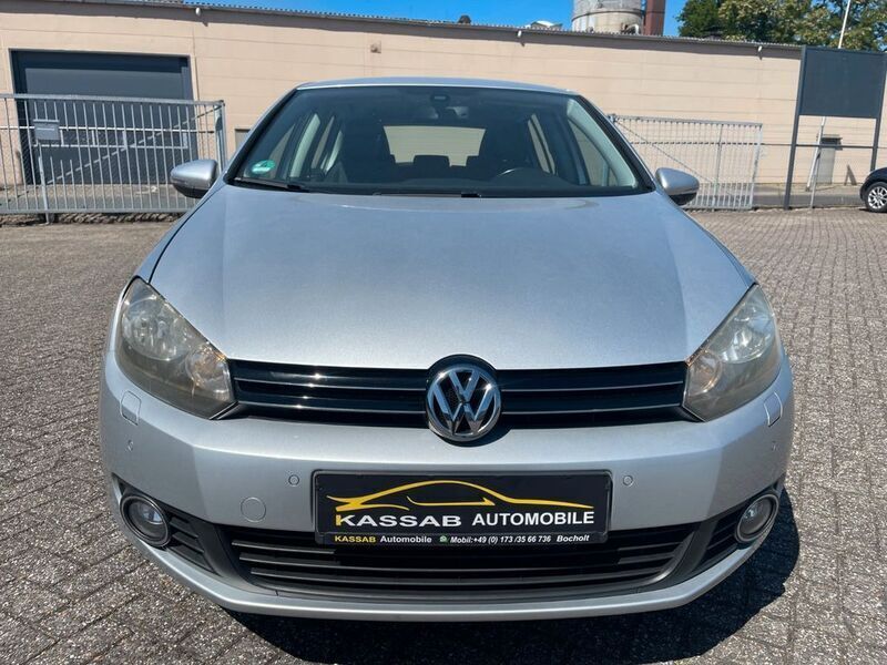 Silber Gebraucht 2009 VW Golf VI Comfortline Limousine | 3.500 € (Guter Preis) - Bild 1/4
