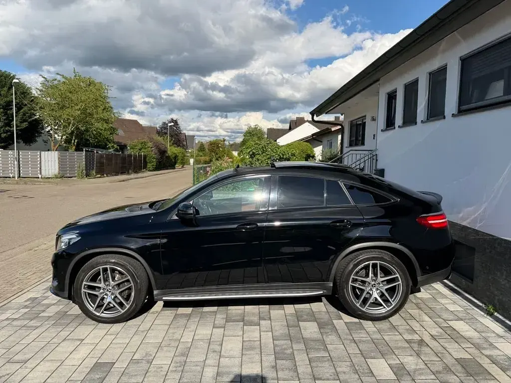 Gebraucht Mercedes GLE350 Style 258 PS (189 kW) 2016 Schwarz SUV