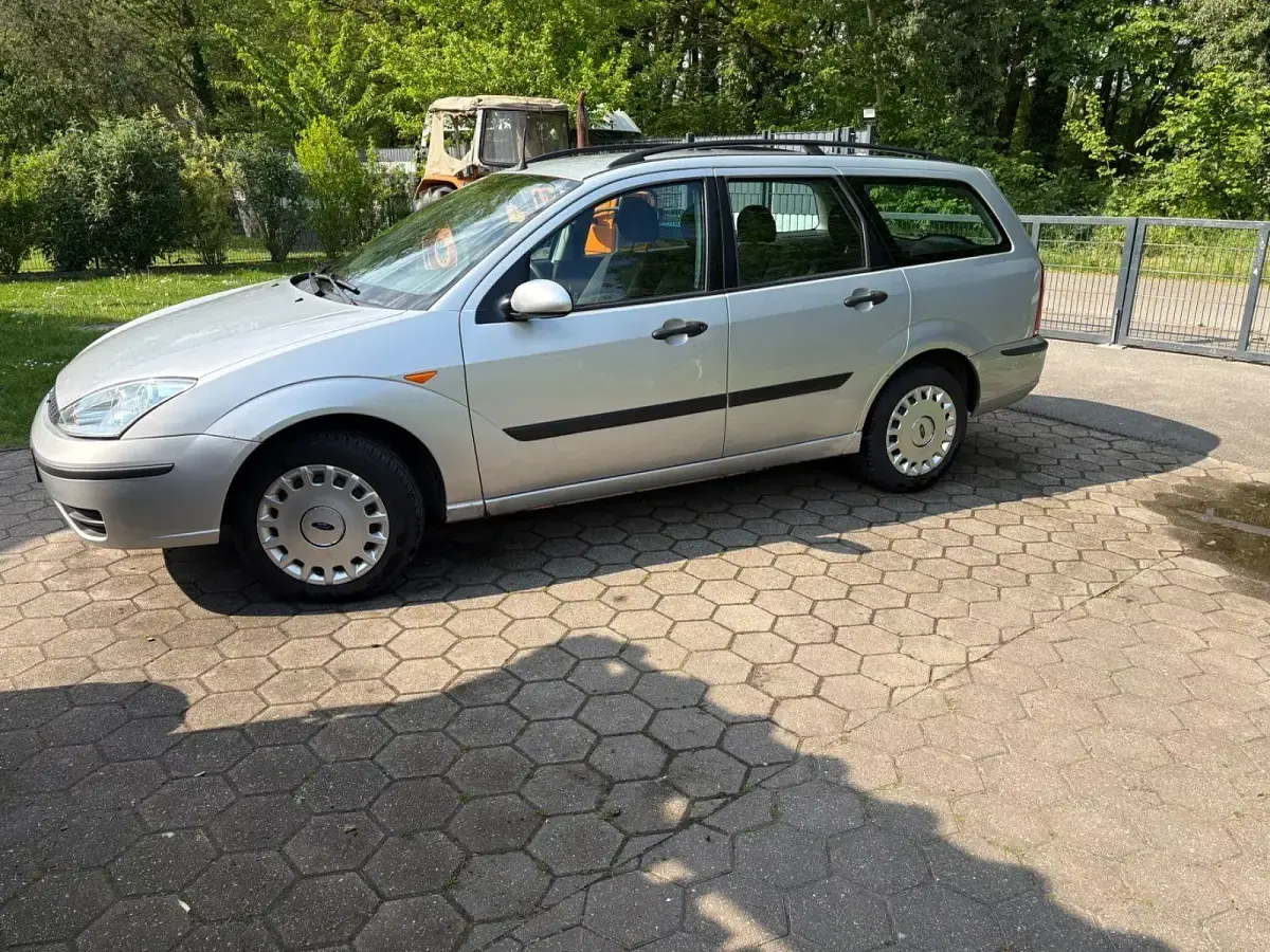 Occasion Ford Focus 101 ch (74 kW) 2003 Blanc Break