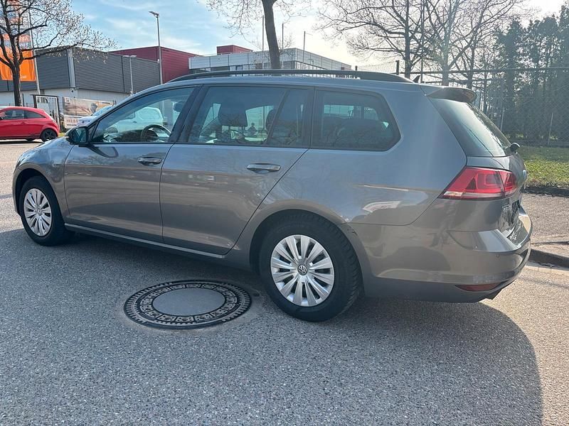 Gebraucht VW Golf VII 110 PS (80 kW) 2016 Grau Kombi