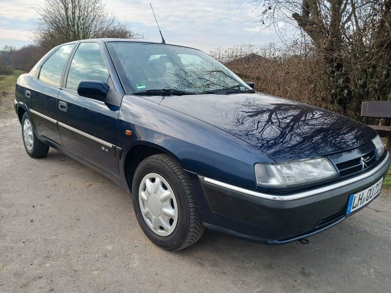 Blau Gebraucht 1996 Citroën Xantia Limousine | 2.950 € - Bild 1/4
