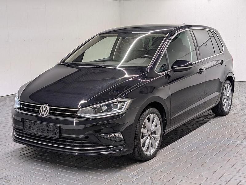 Deep black perleffekt Gebraucht 2020 VW Golf Sportsvan Van / Kleinbus | 19.980 € (Fairer Preis) - Bild 1/4