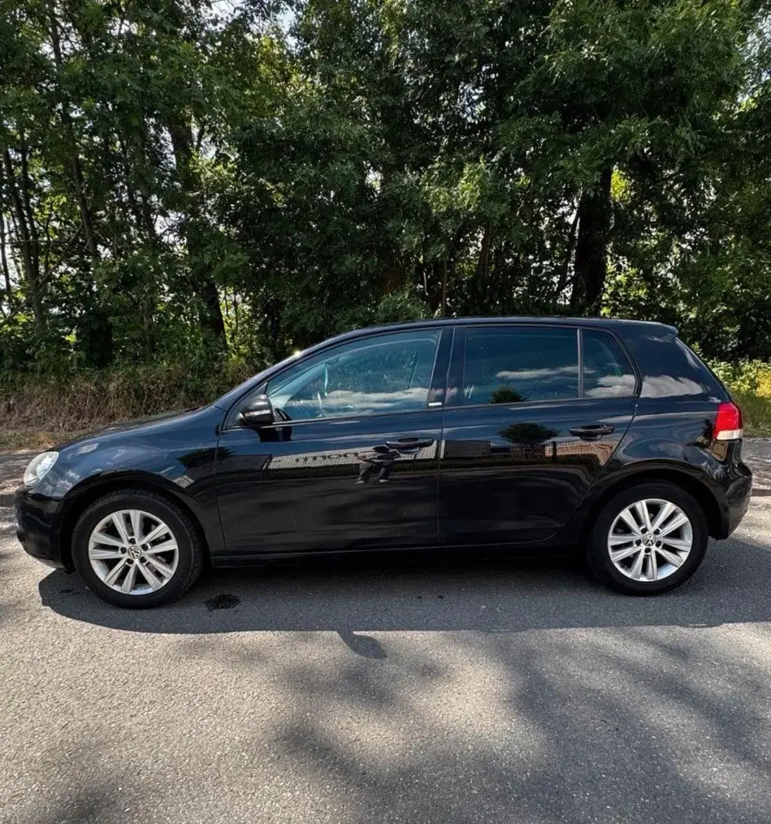 Gebraucht VW Golf VI 105 PS (77 kW) 2011 Schwarz Limousine